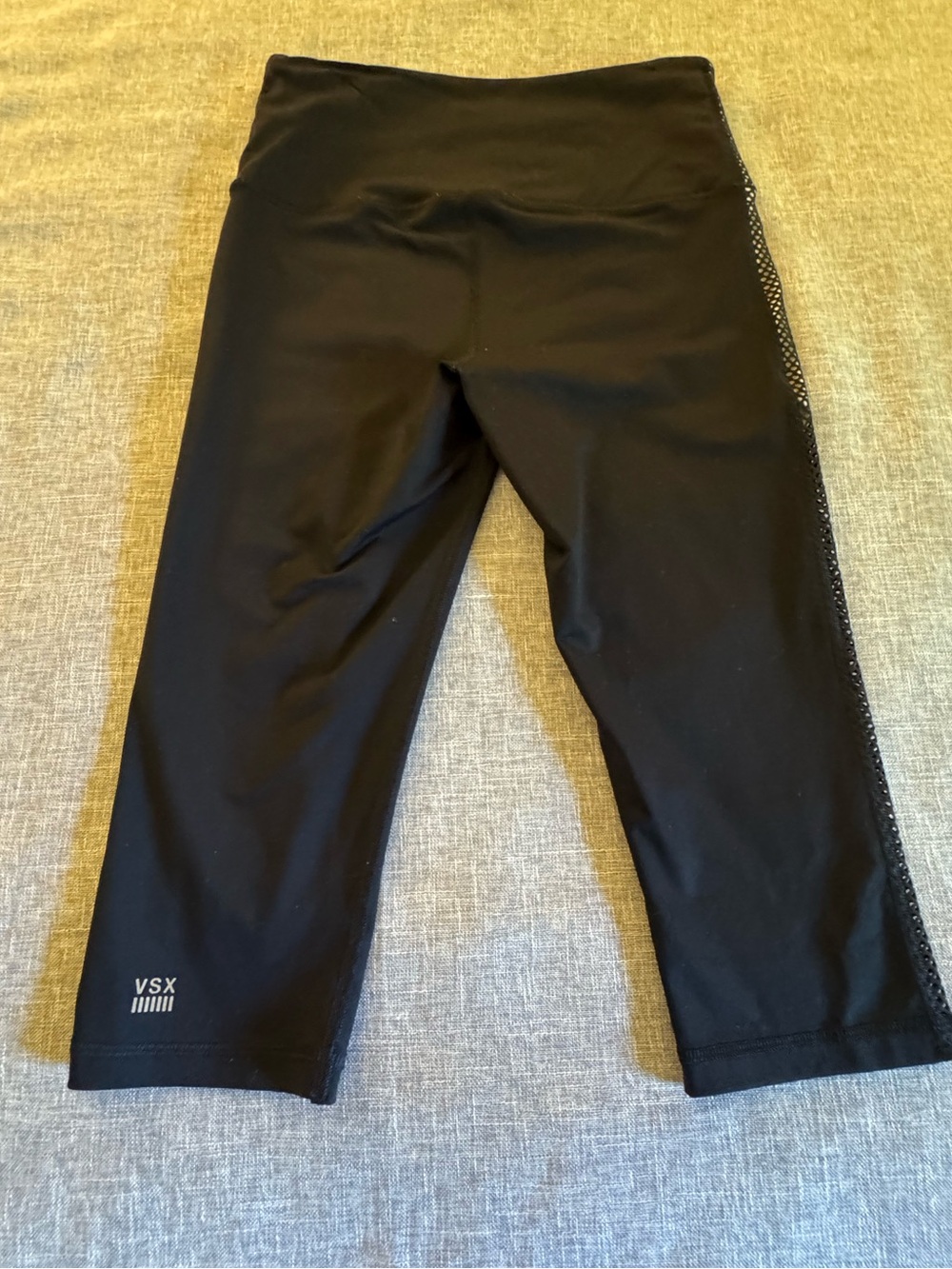 Victoria’s Secret VSX Sport Mesh Sided Crop Leggings Yoga Pants